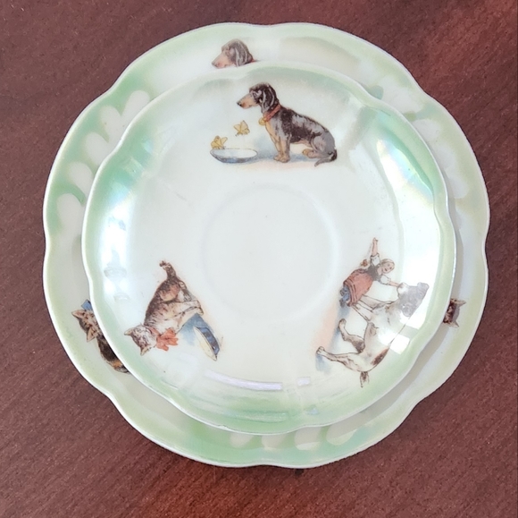 Vintage Plates (dogs/cats) - Picture 3 of 16